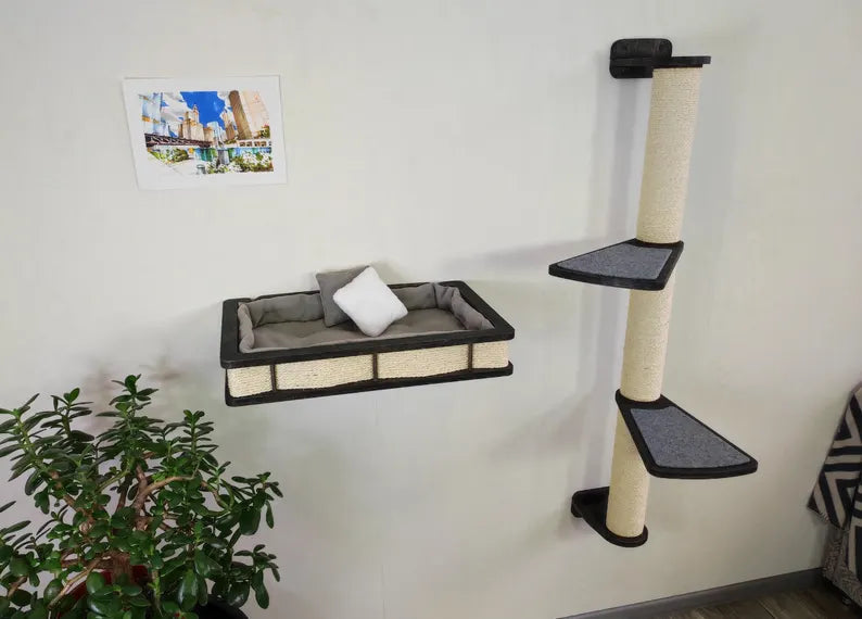 Wall-Mounted Cat Bed with Scratching Post & Steps �?