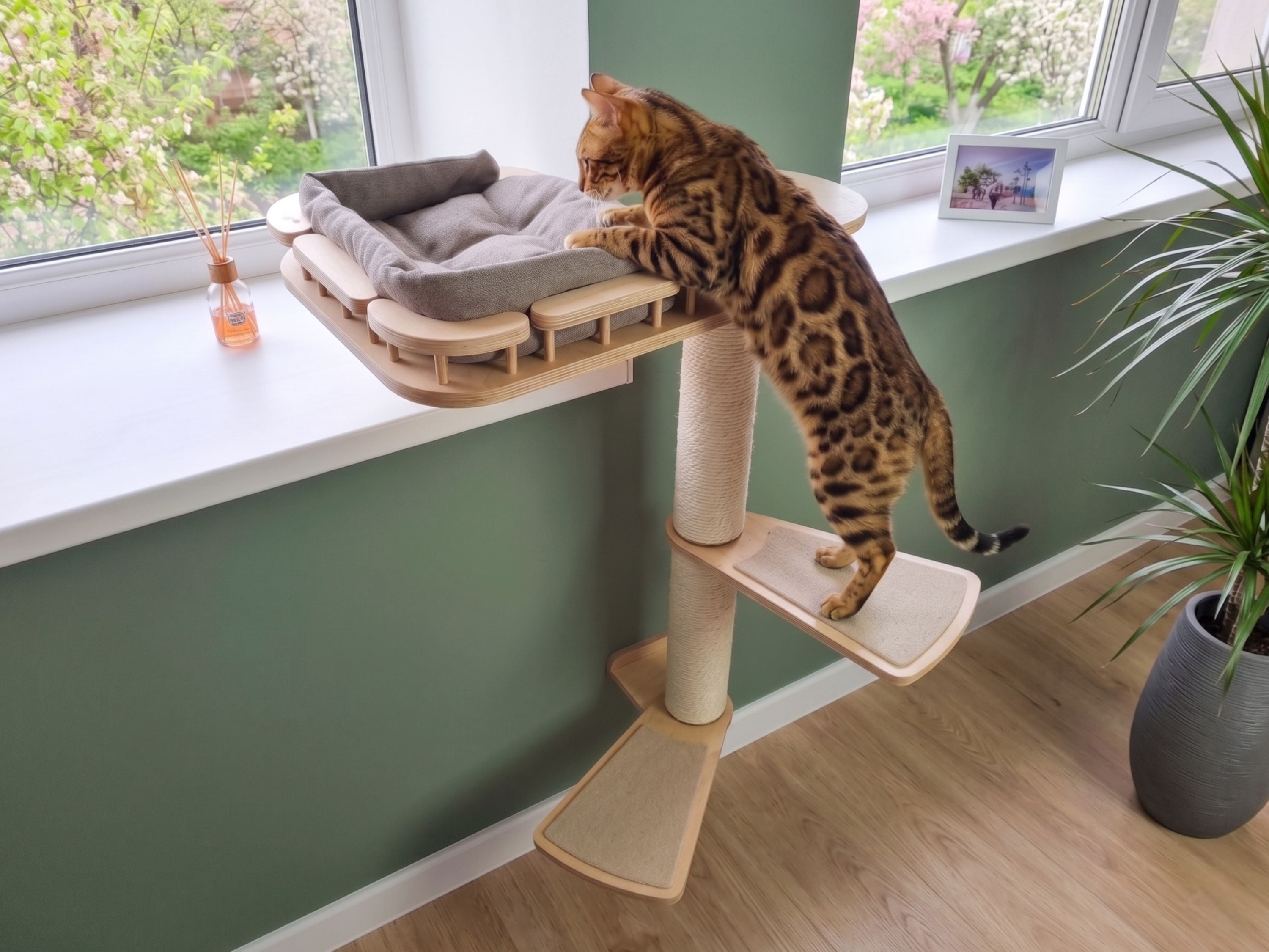 Cat Window Scratching Pole with 2 Steps