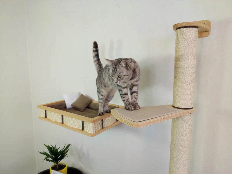 Wall-Mounted Cat Bed with Scratching Post & Steps �?