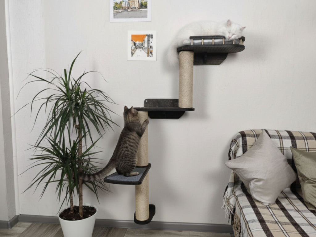 Wall-Mounted Cat Tree with Bed & Sisal Posts "Snake"