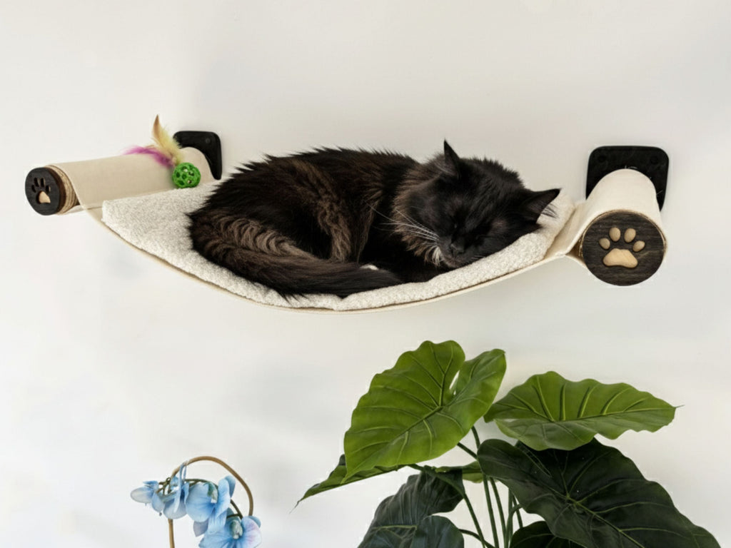 Wall-Mounted Cat Hammock with Cushion