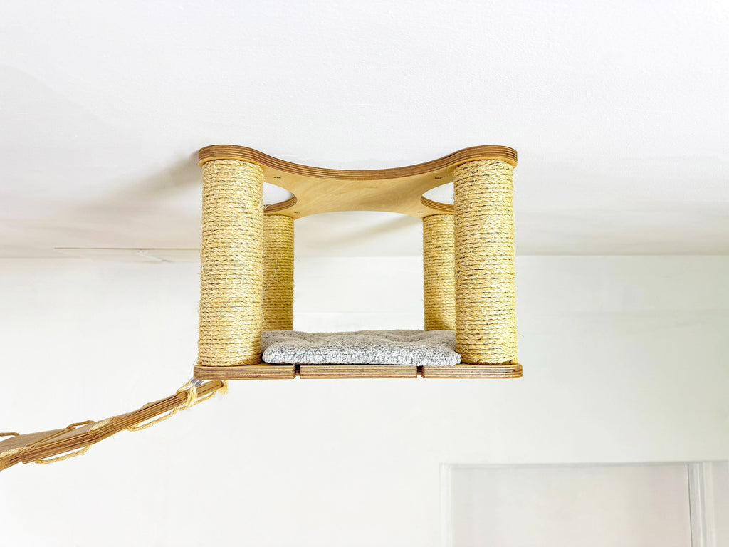 Ceiling Cat Platform with Cushion and 4 Sisal Columns