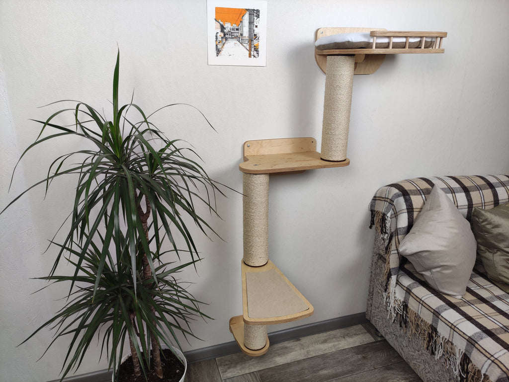 Wall-Mounted Cat Tree with Bed & Sisal Posts "Snake"