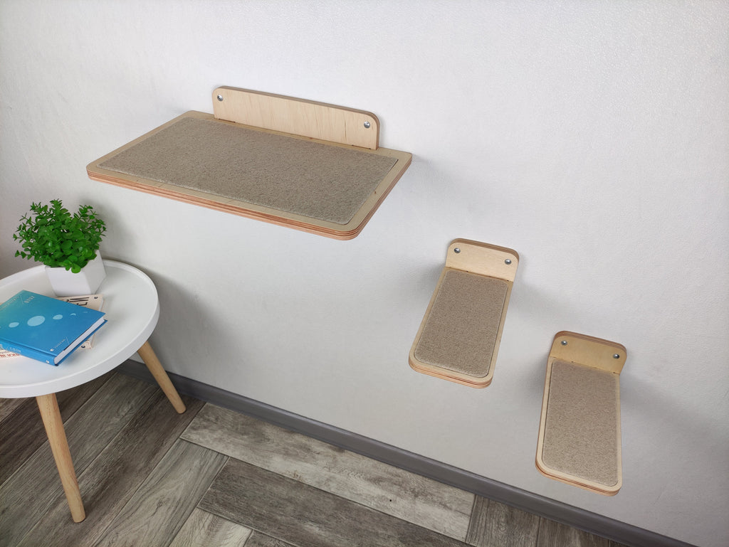 Carpeted Wall Mounted Cat Shelf with Steps