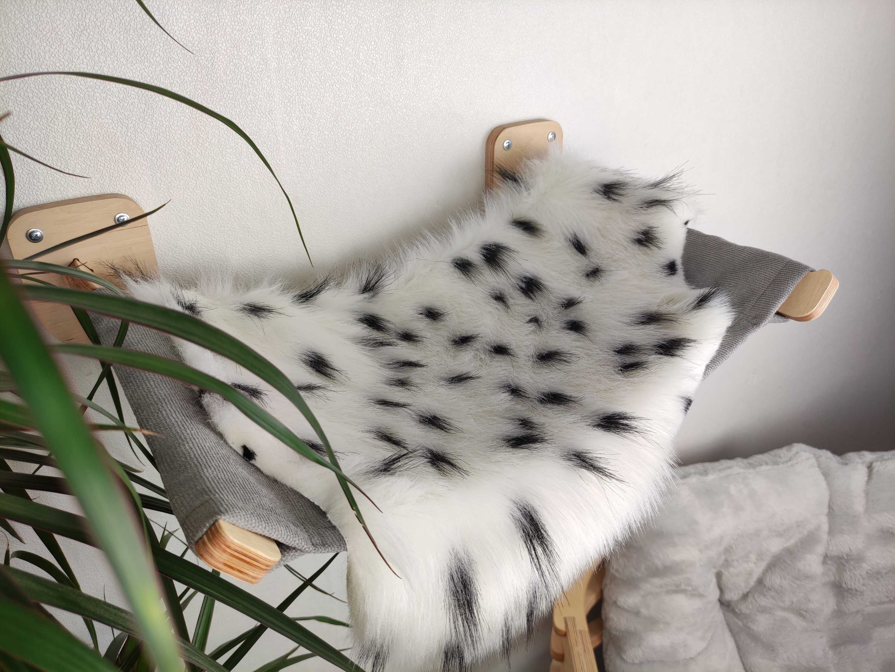 Fabric Wall Mounted Cat Hammock