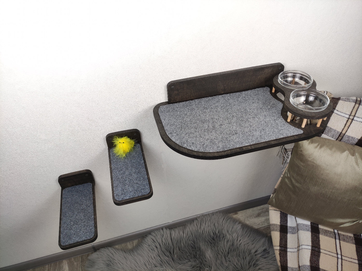 Set of Cat Wall Shelves with Food Bowls and Steps