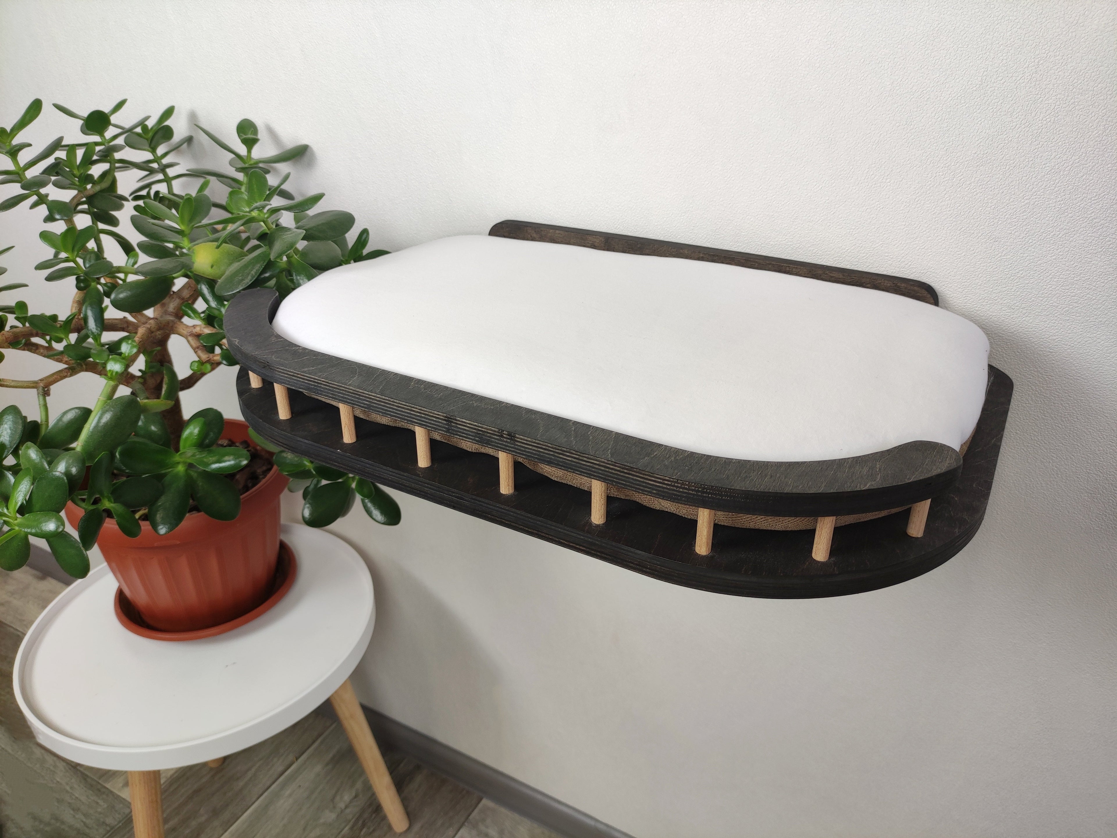 Large Wall Cat Bed With Soft Cushion