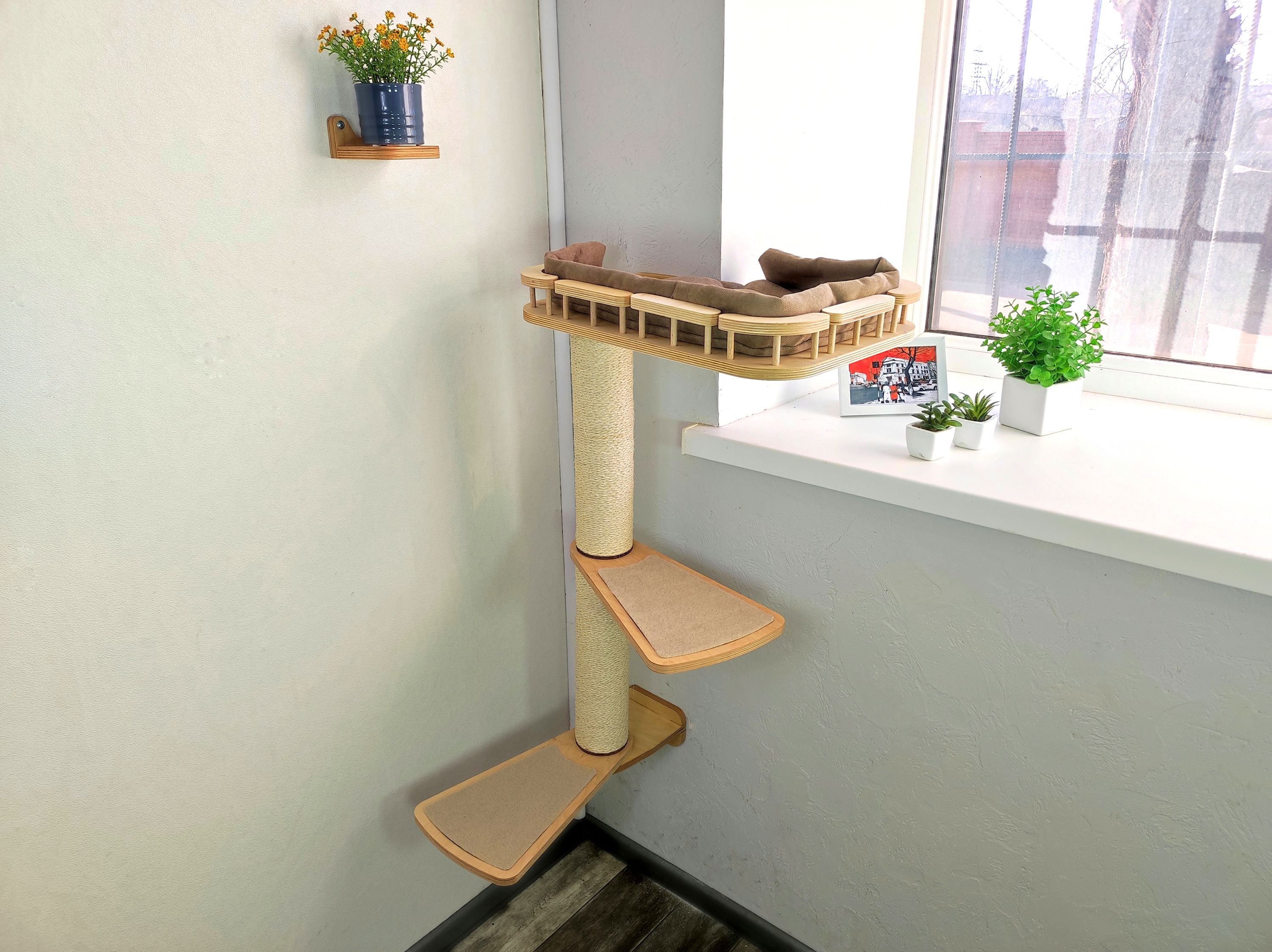 Sisal Scratcher & Cat Window Perch �?Left-Side Mount