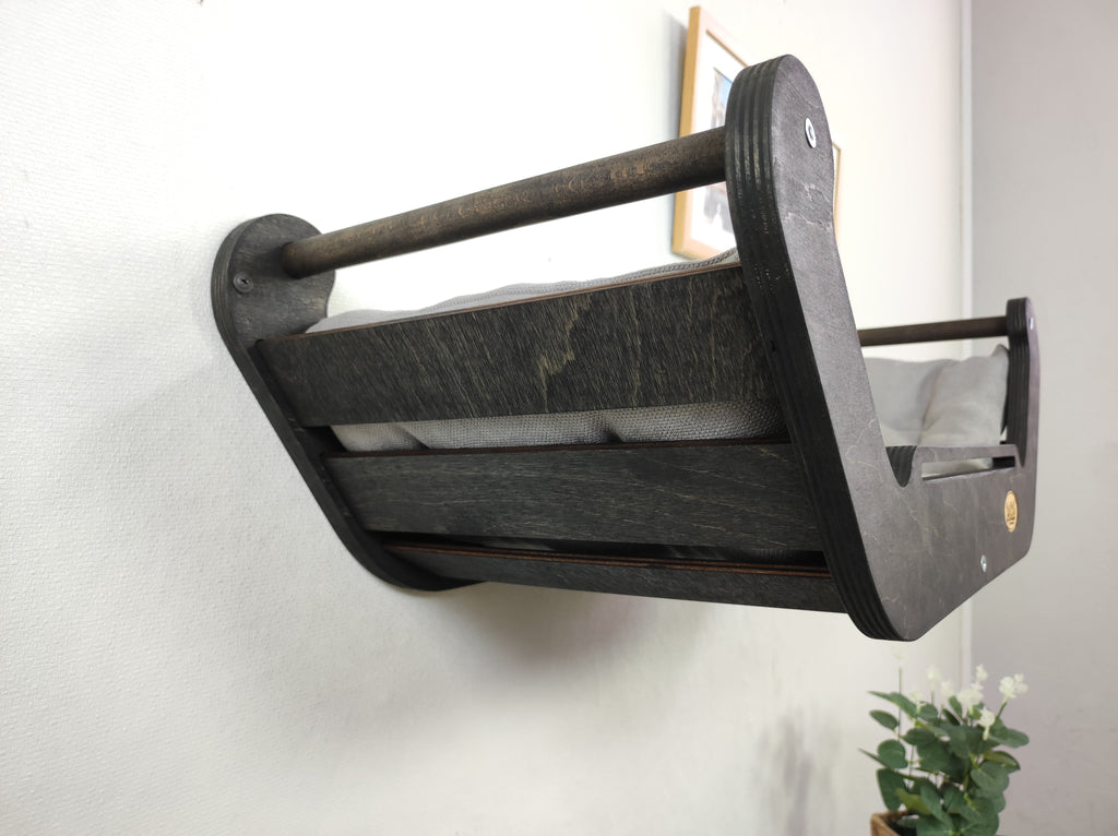 Wall-Mounted Cat Bed