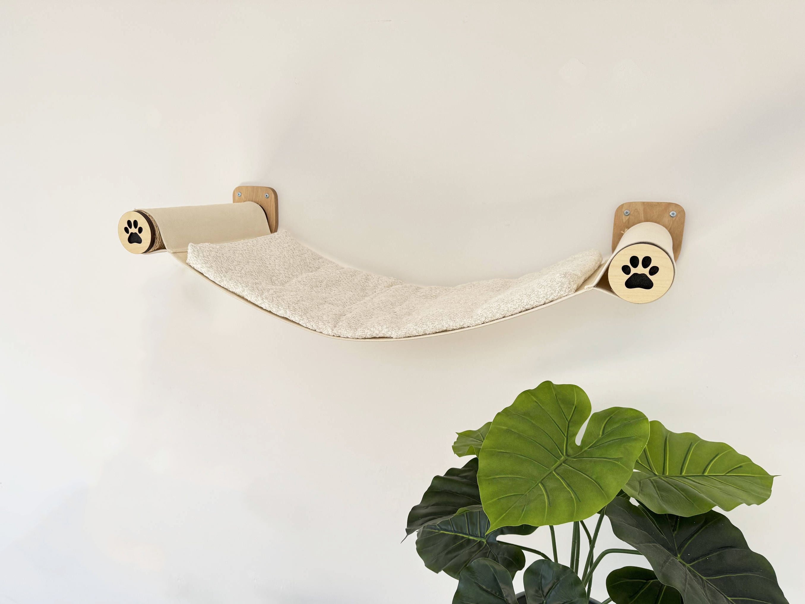 Wall-Mounted Cat Hammock with Cushion
