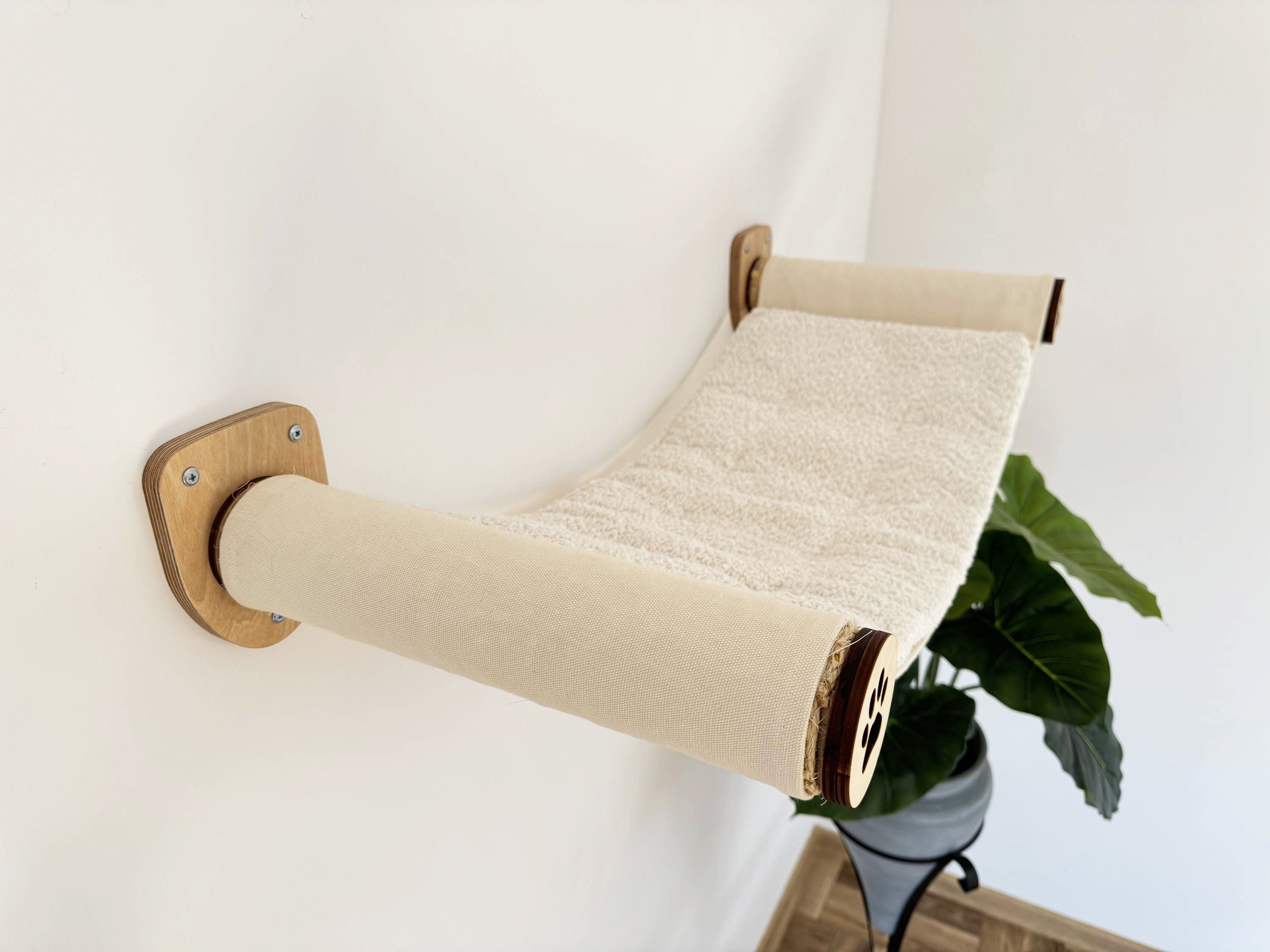 Wall-Mounted Cat Hammock with Cushion