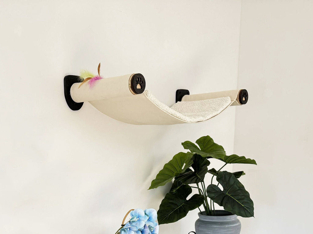Wall-Mounted Cat Hammock with Cushion