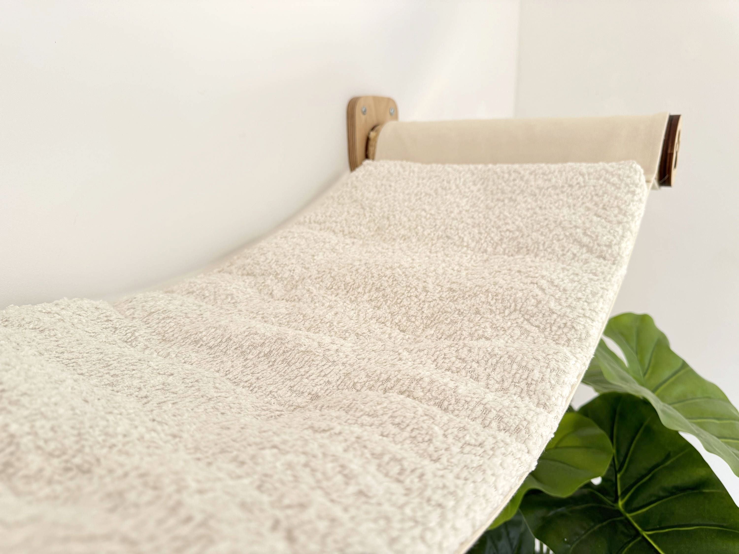 Wall-Mounted Cat Hammock with Cushion & Climbing Steps