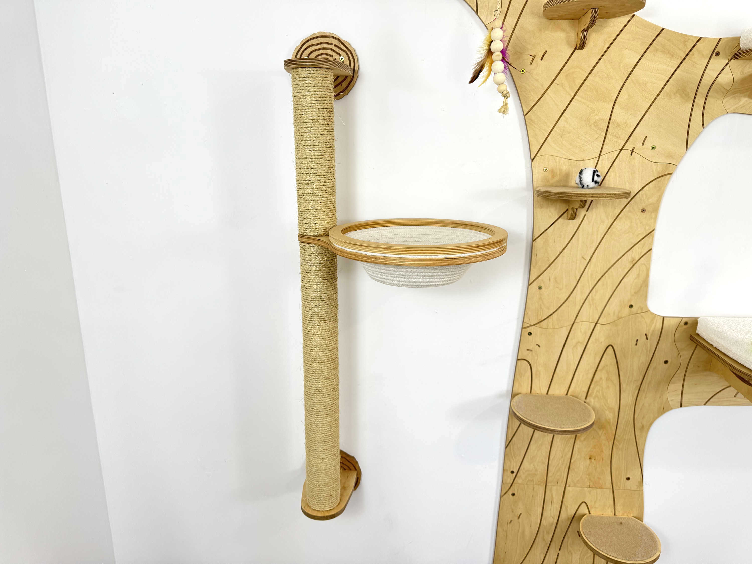 Wall Cat Tree “Climb & Lounge�?Set with Scratching Post
