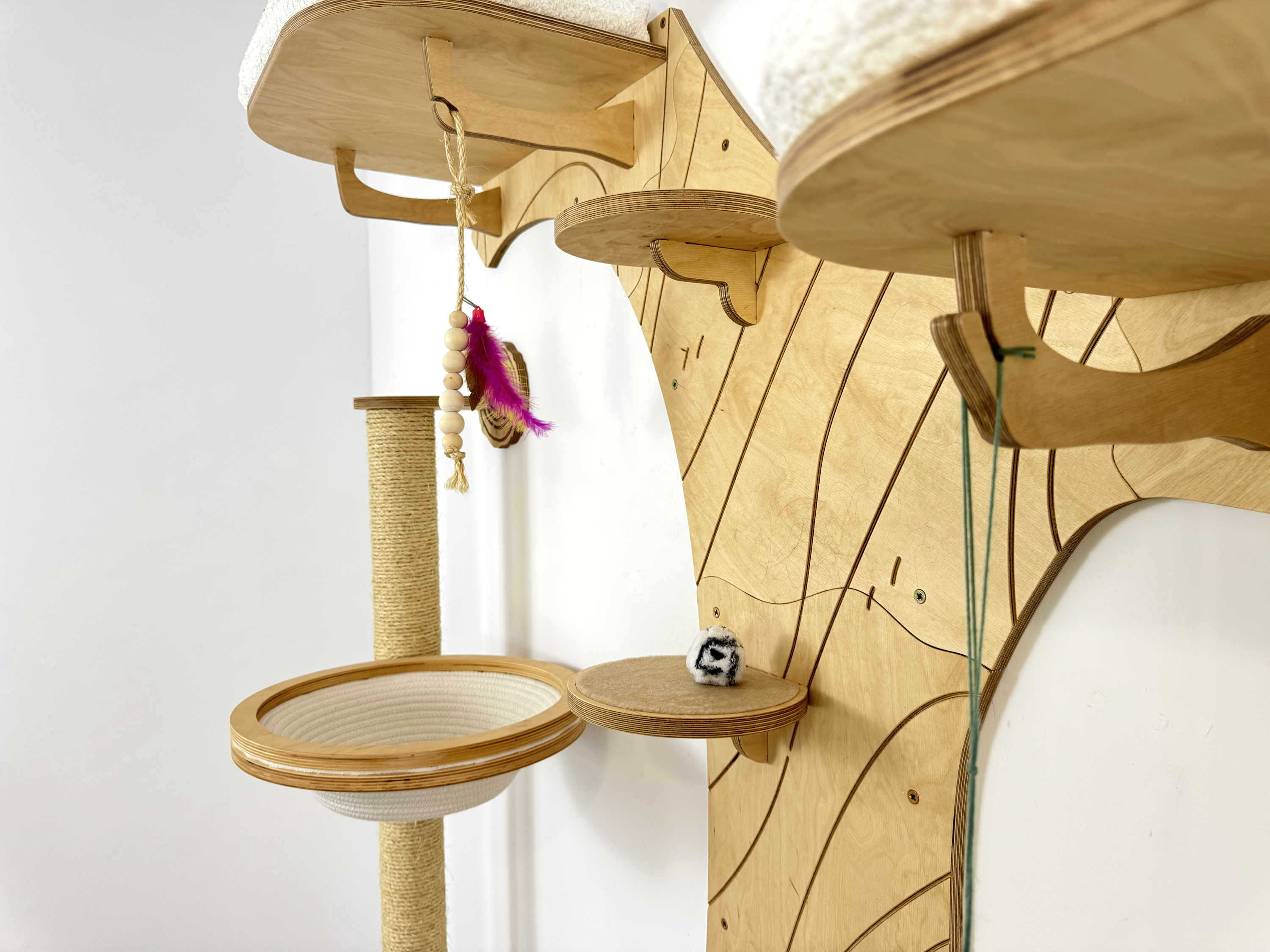 Wall Cat Tree “Climb & Lounge�?Set with Scratching Post