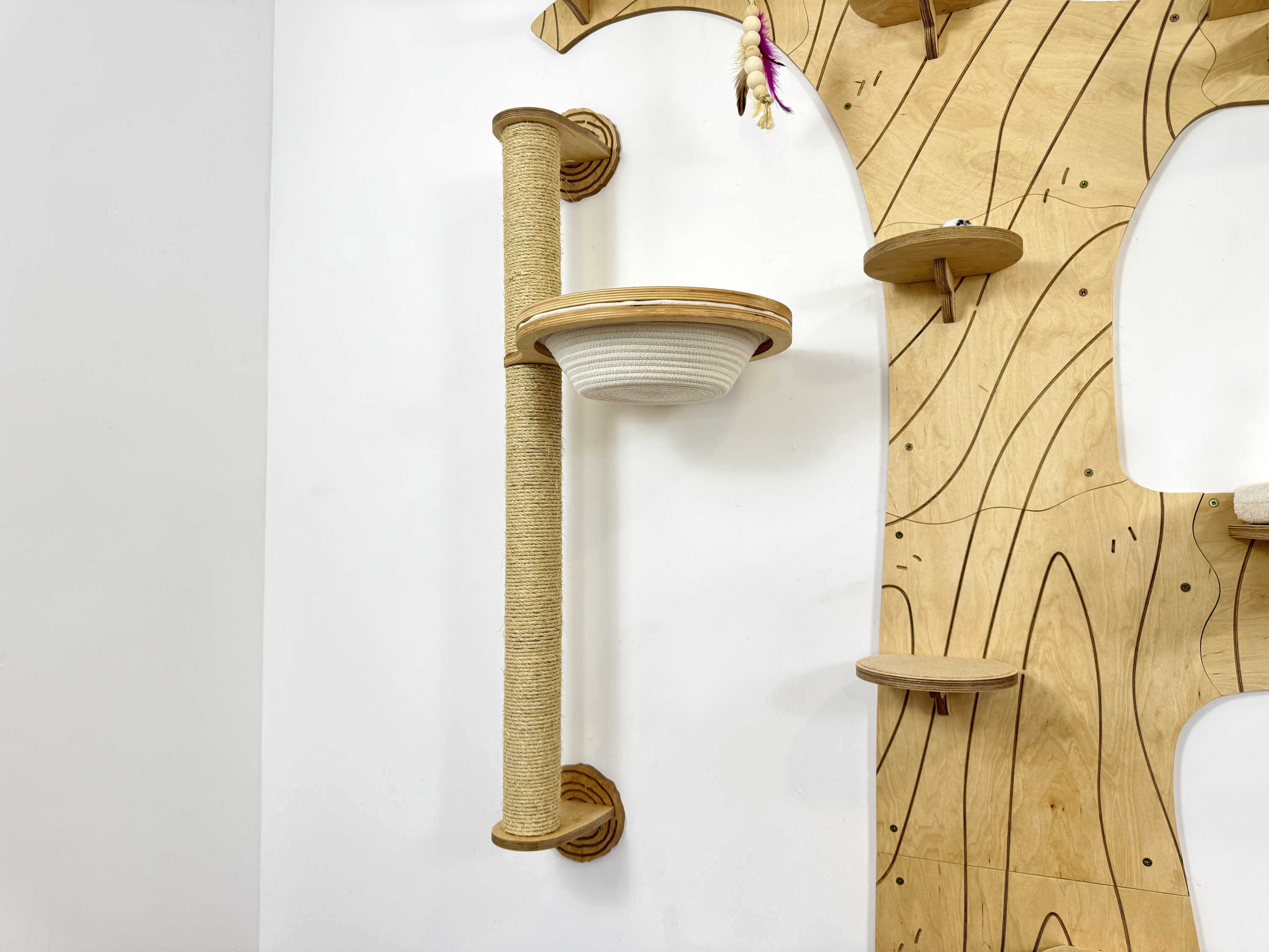 Wall Cat Tree “Climb & Lounge�?Set with Scratching Post