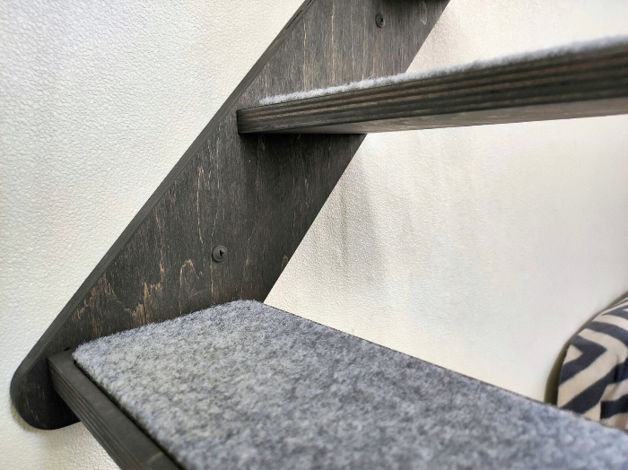 Cat wall ladder with steps