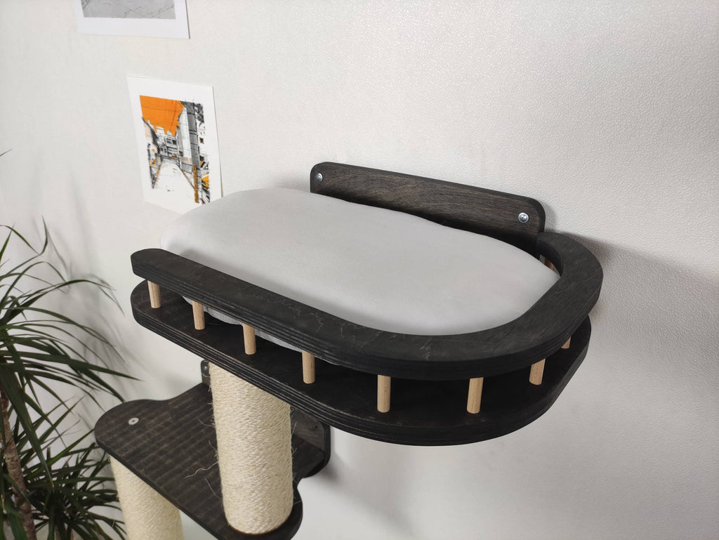 Wall-Mounted Cat Tree with Bed & Sisal Posts "Snake"